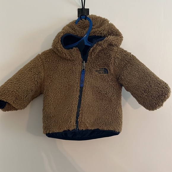 The North Face 3-6 month winter jacket reversible teddy - Picture 9 of 9